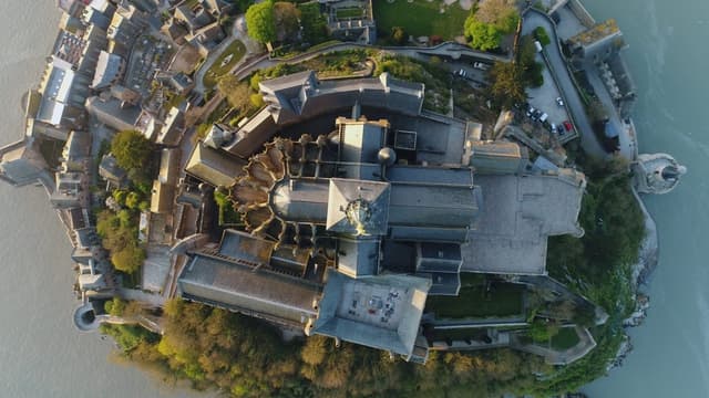Mont Saint-Michel: The Enigmatic Labyrinth